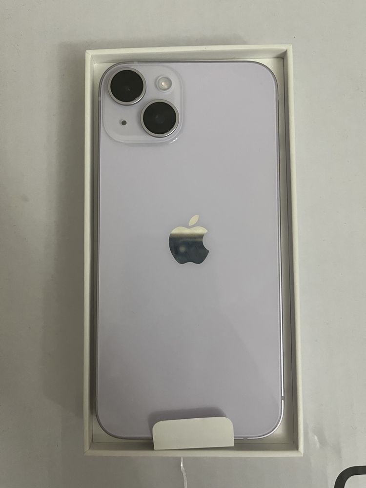 Срочно Продам Iphone 14 256gb новый