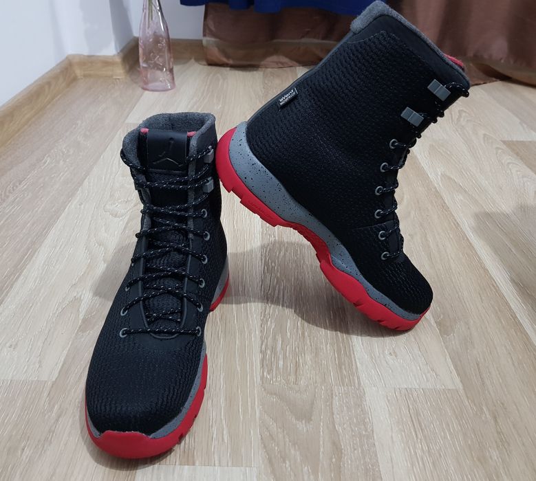 Adidasi Ghete Jordan Waterproof mărimea 42 nike force boost