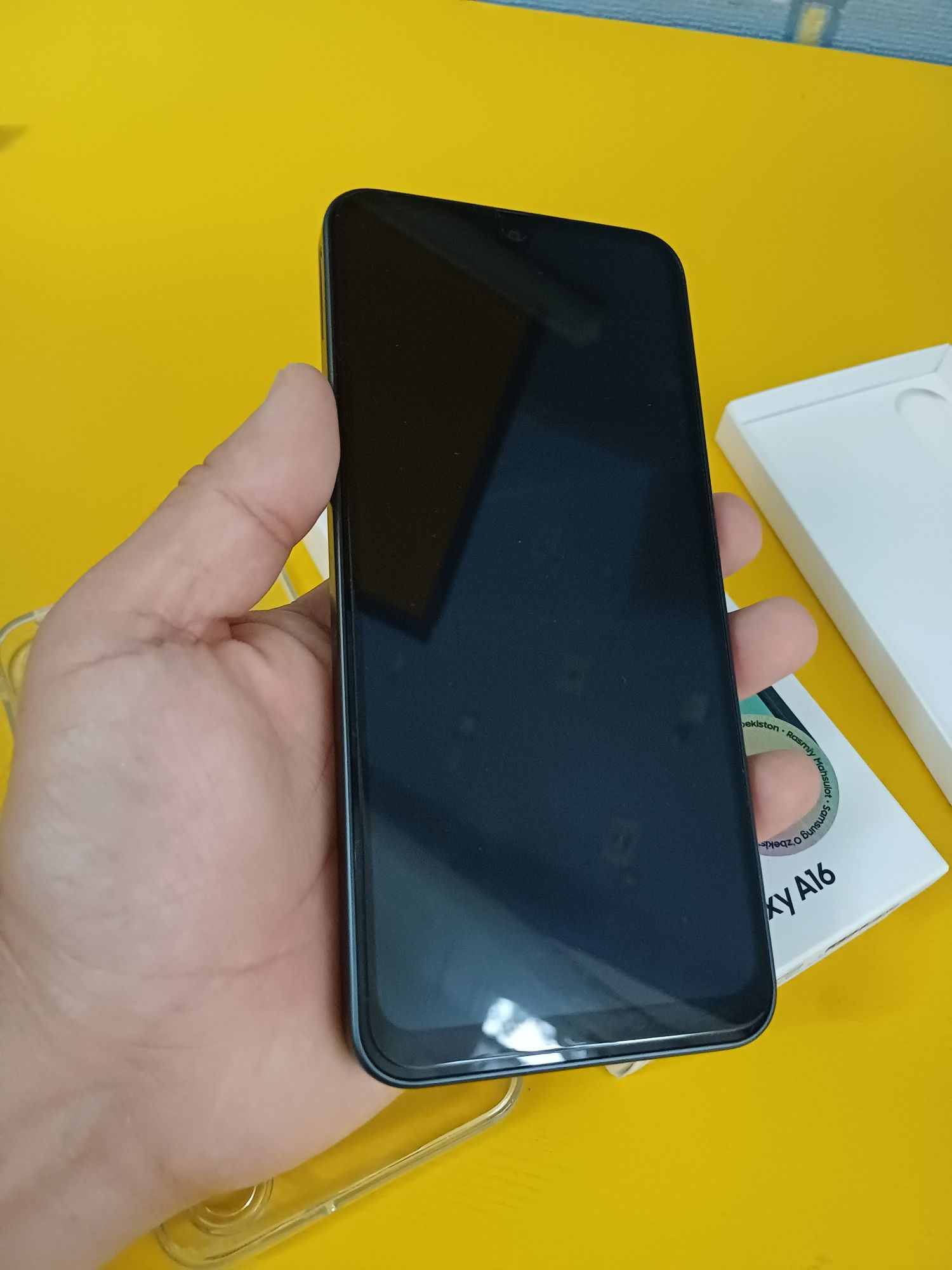 Samsung A 16 sotiladi 6/128 talik