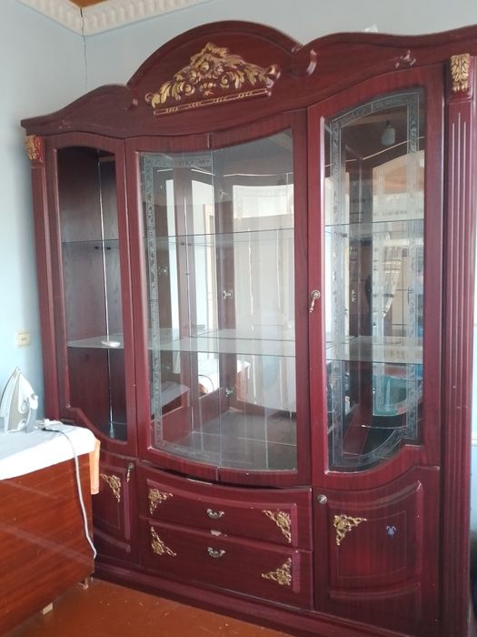 Стенка б/у отдам даром