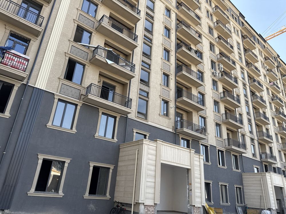 3 комнатная квартира в яккасарае 90 м2