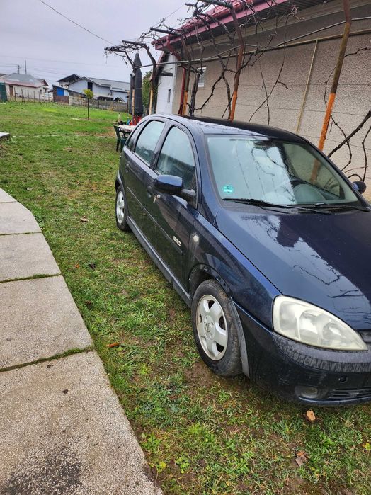 Masina Opel Corsa