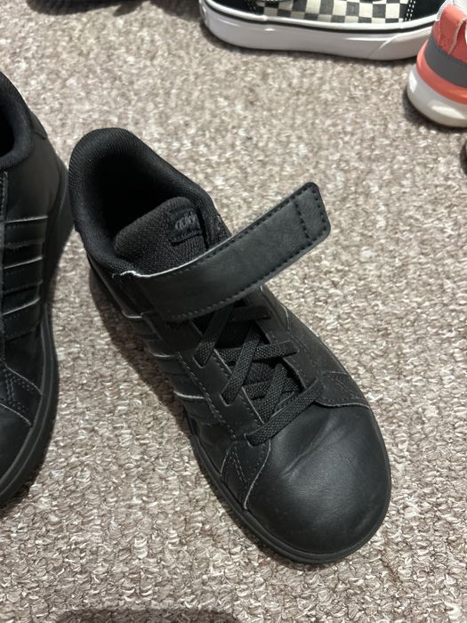 Adidas , marimea 32