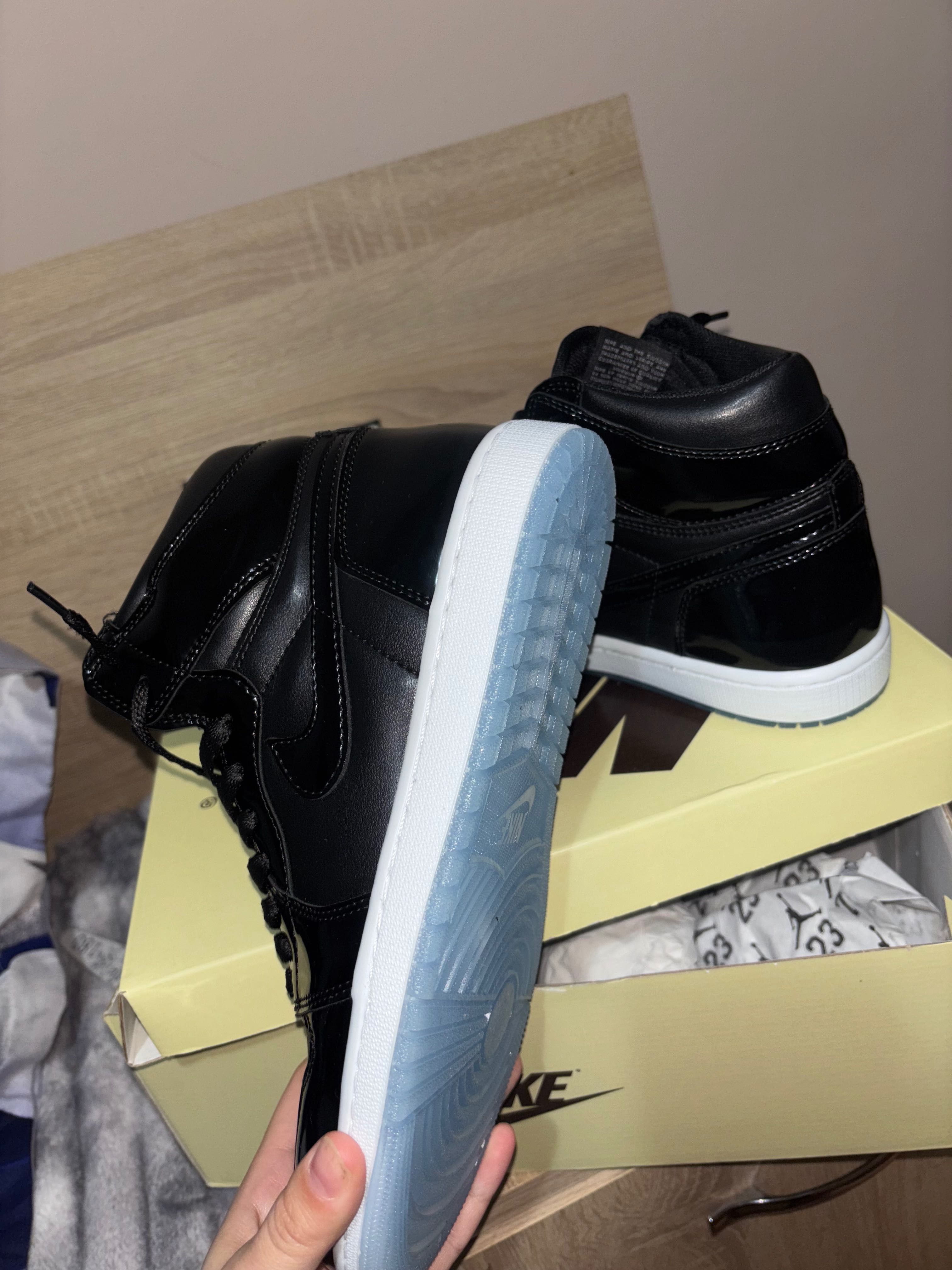 Jordan 1 Space jam