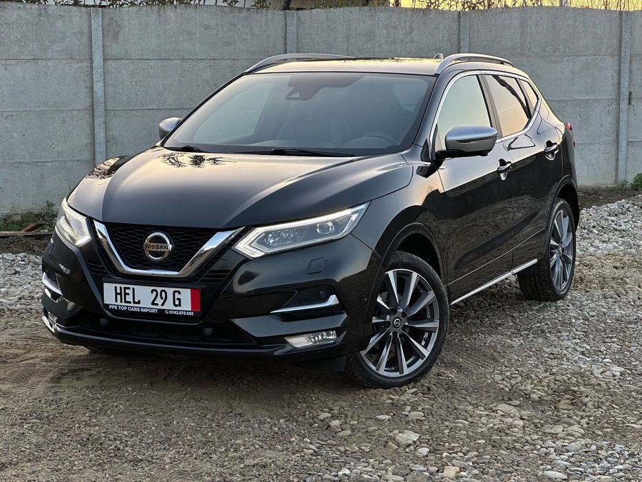 Nissan Qashqai Nissan Qashqai 1.3 Benzina Piele Distronic Panorama