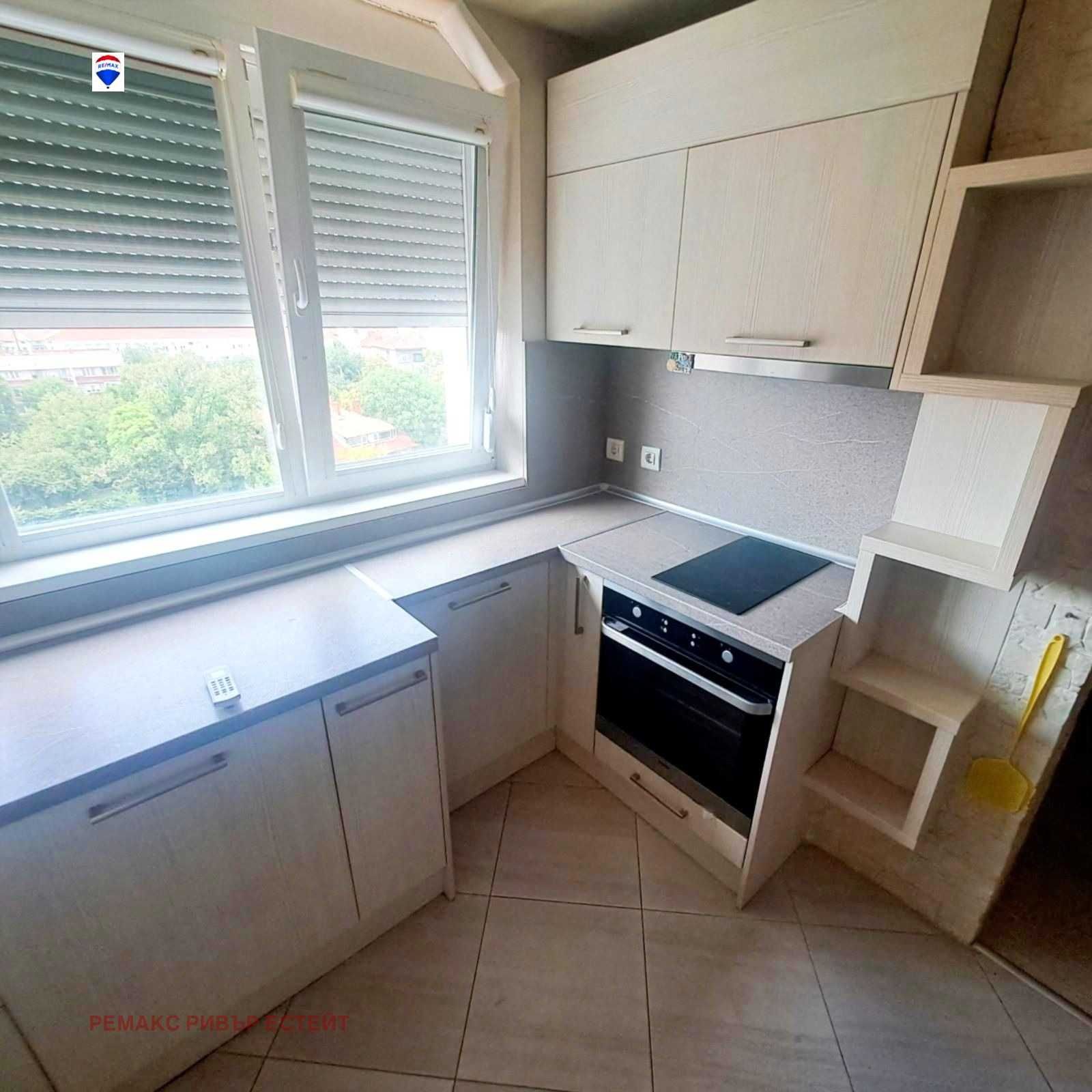 Ателие / Таван за продажба кв. Хъшове