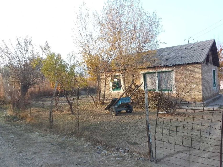 Уи сотилади Йангиол тумани аринтир Михалибка