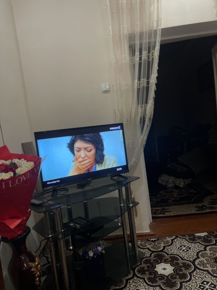 Tv 32 Hisense xolati alo