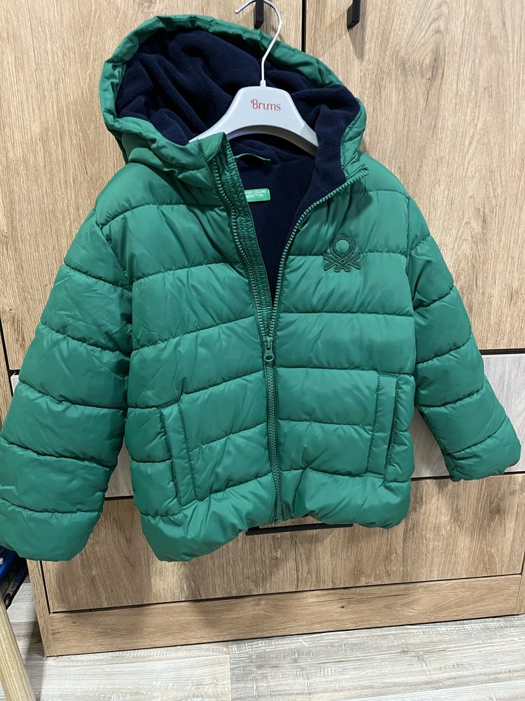 Яке Guess, елек Guess, двулицев елек boboli United colours of Benetton