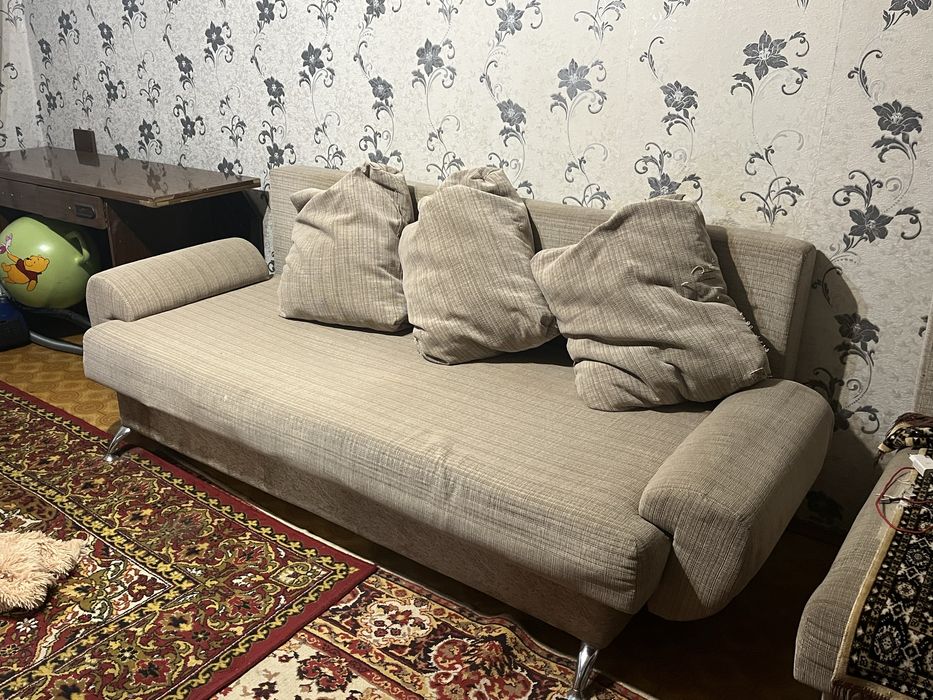 Продам диван ,торг имееться