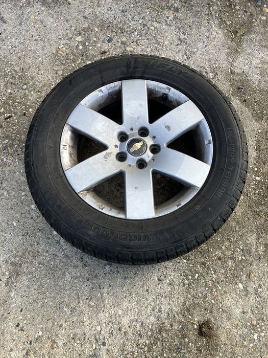 Roti Chevrolet Captiva 235 60 R17