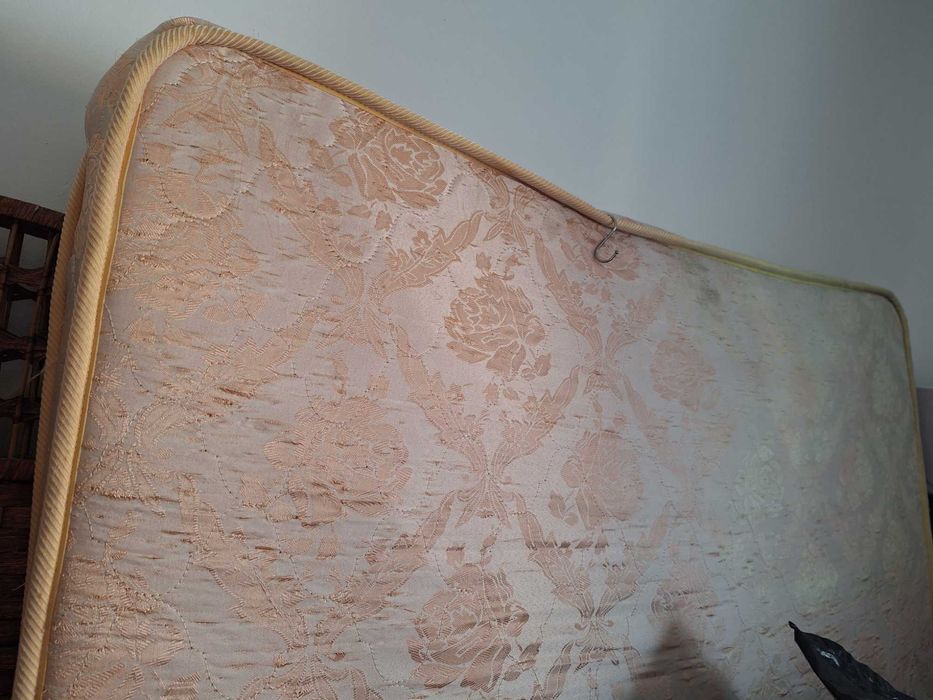 Продам матрац на кровать