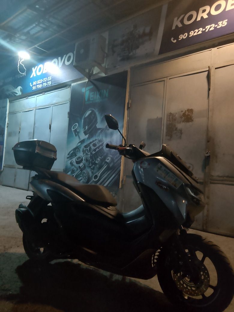 Скутер 180куб Yamaha n max продаётся