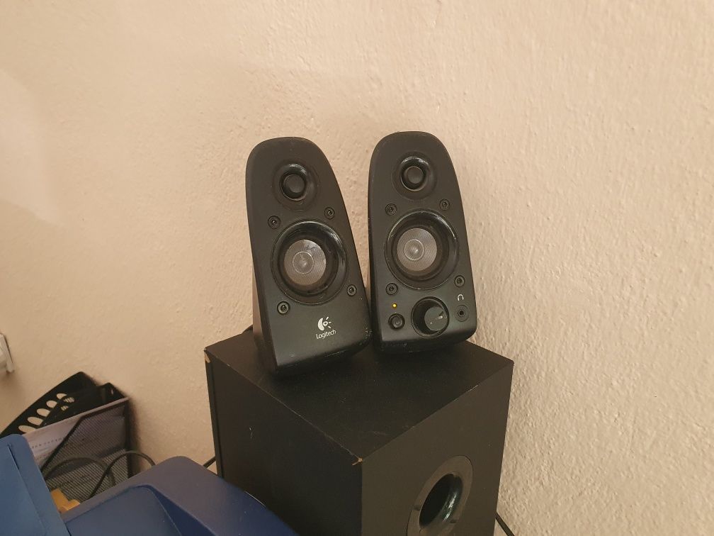 Logitech ,работи перфектно