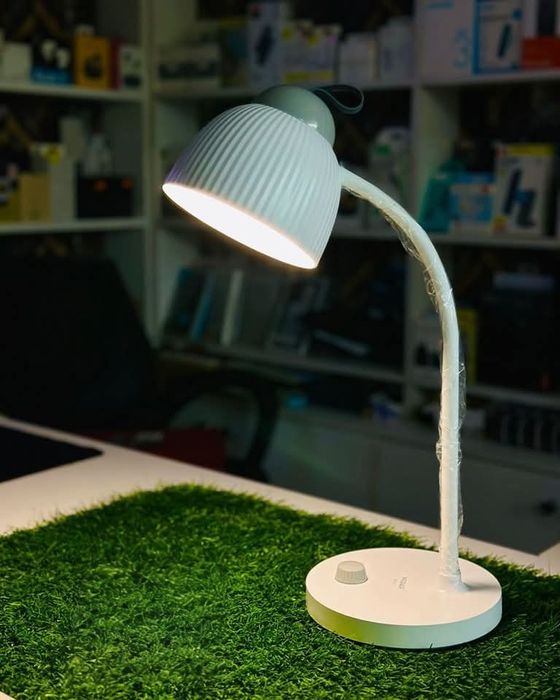 Светильник настольная для дома, учёбы и офиса