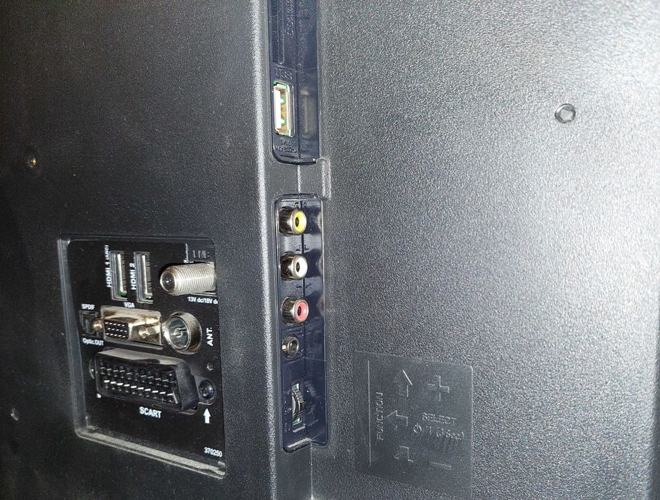 Телевизор  HITACHI 32 инча