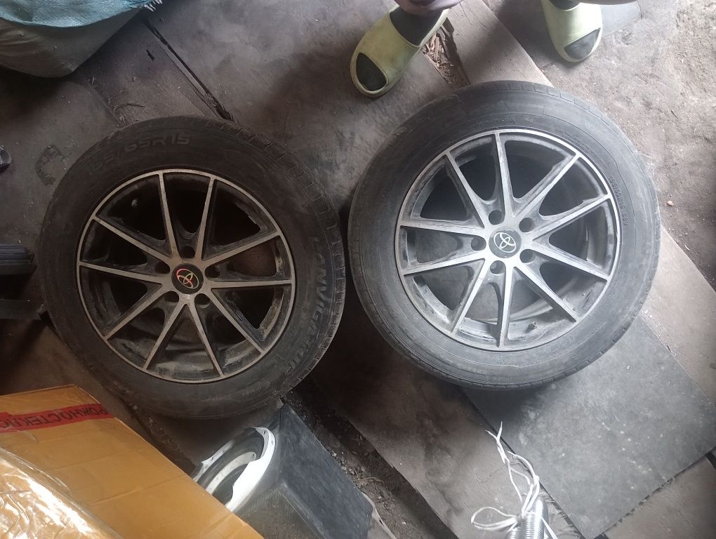 4 диска на R15 на тайота