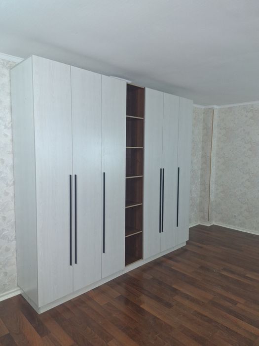 Shkaf  zakazga yasiman narxi keliwilgan holda