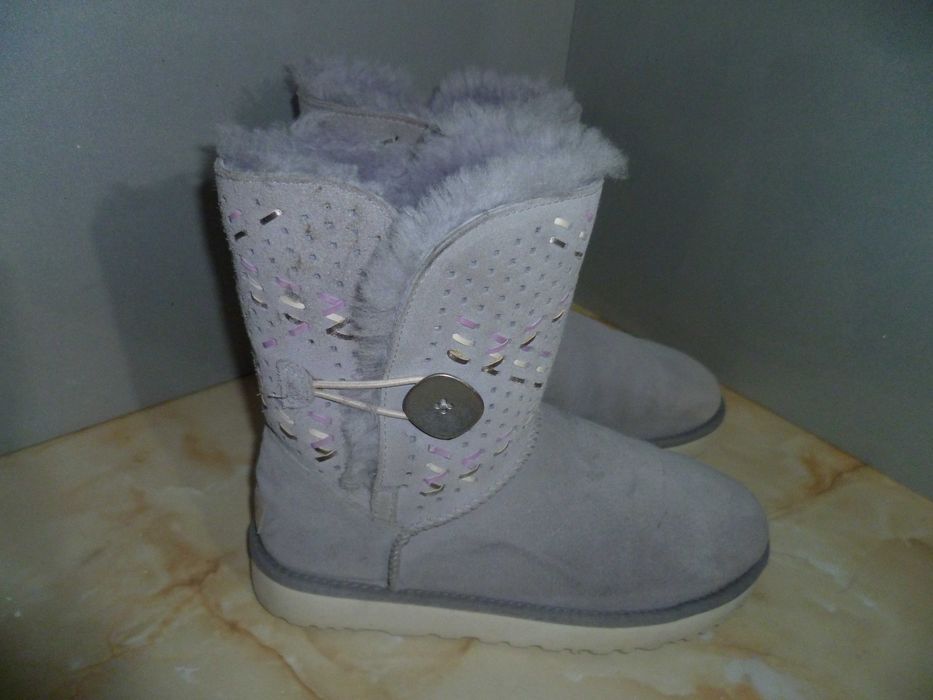 UGG оригинални ботуши №40