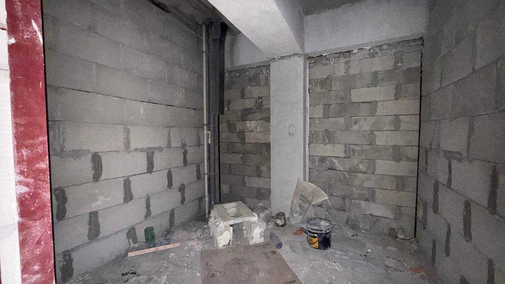 81м2 2хоналик, 3 хона килса булади (центр 2-мактаб)