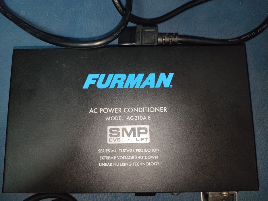 Кондиционерна захранването Furman AC-210 AE
