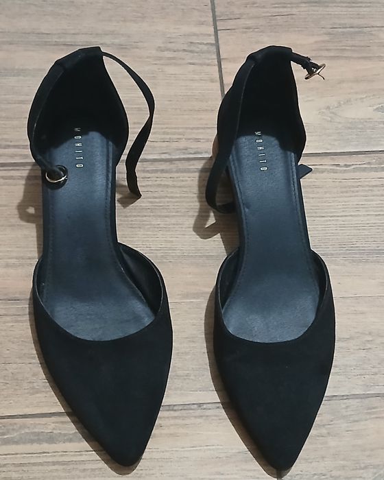 Pantofi dama cu toc mic si rotund