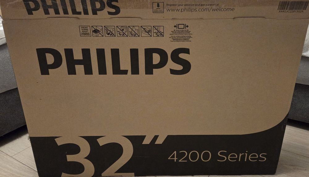 Televizor LED Philips, 80 cm, 32PHT4203/12, HD, Clasa A+ 

Diagonala d