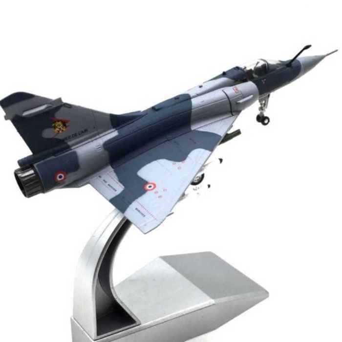 Macheta avion metalica Mirage 2000 French Air Force scara 1:100
