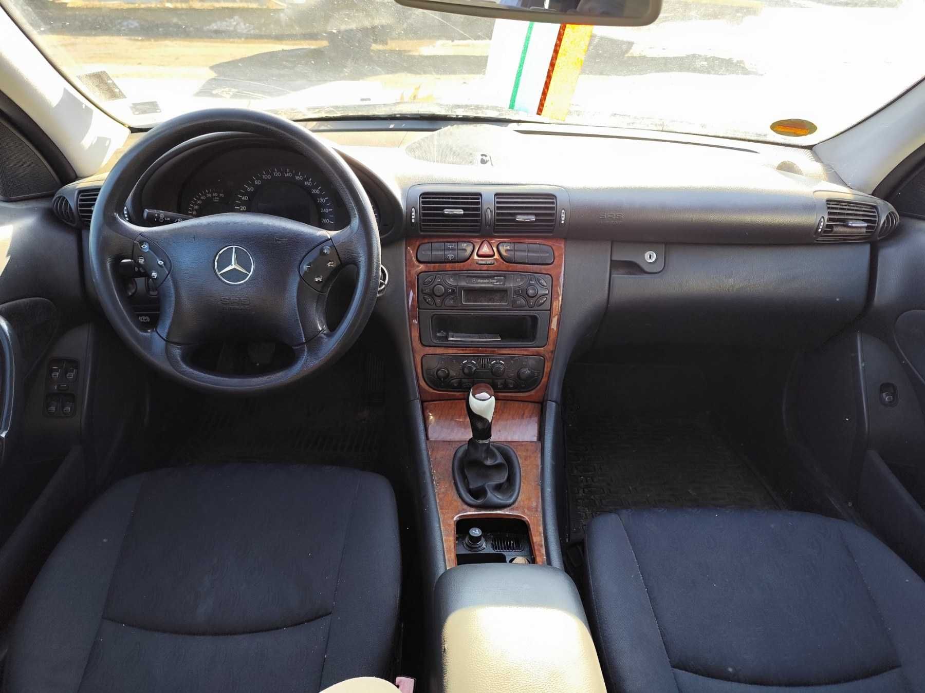 Mercedes-Benz C 180 W203 - 129к.с - 2001г. на части