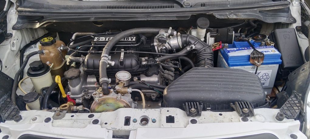 Spark 2010 probeg 258.000 .gaz,benzin