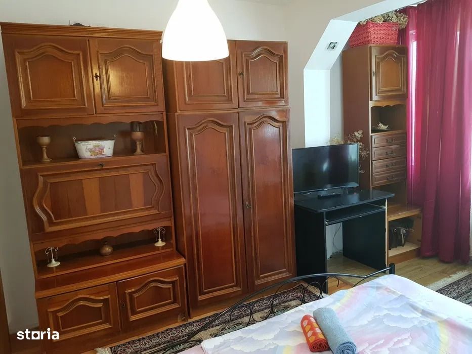 Cazare inchiriere apartament echipe de muncitori, Resita