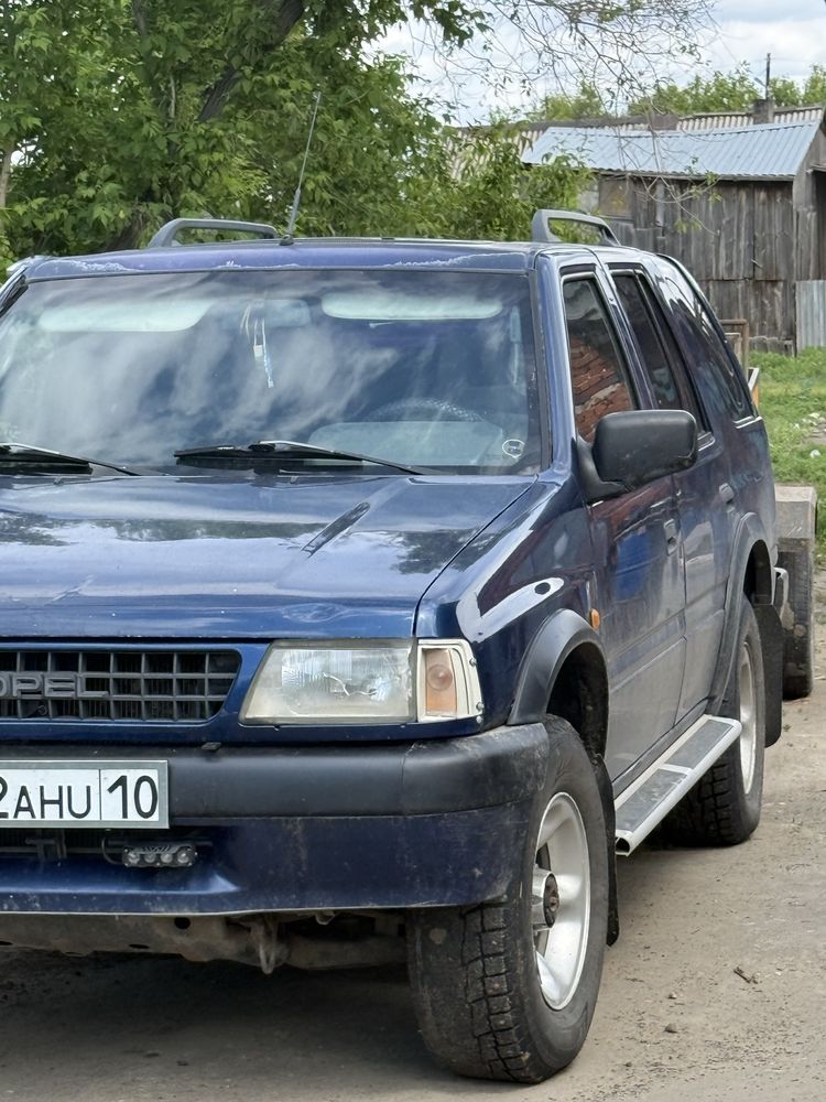 Продам Opel Frontera 1995 год