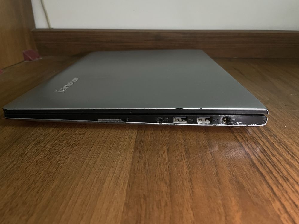Lenovo i3 | Чистый, личный, рабочий ноутбук | Windows 10 активирован