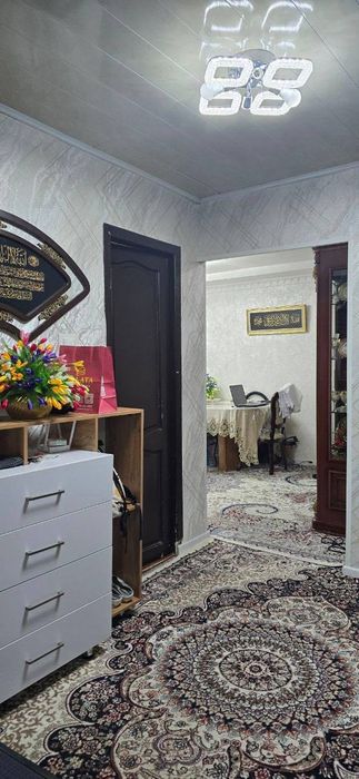 Срочно Чиланзар 23 квартал Московская планировка 4 комнаты 2 балкона