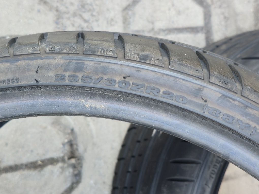 235 30 20 Hankook