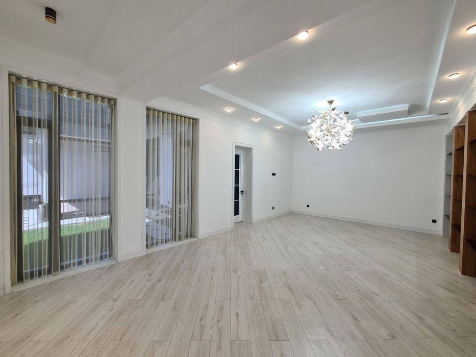 Дом Циалковского 3,7 соток 5 комнат