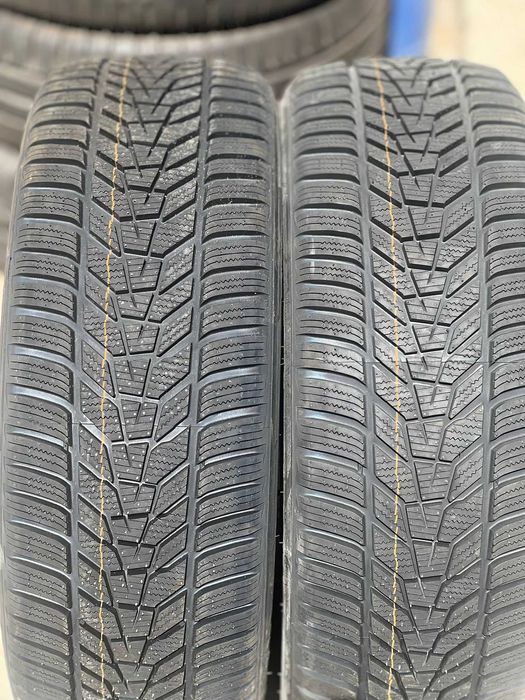 Зимни гуми 225 45 19 Hankook DOT 3422 Чисто нови