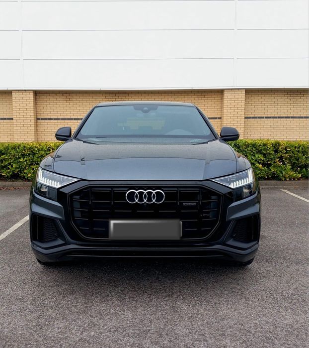 Audi Q8  Sline - Quatrro   2021.  Black edition