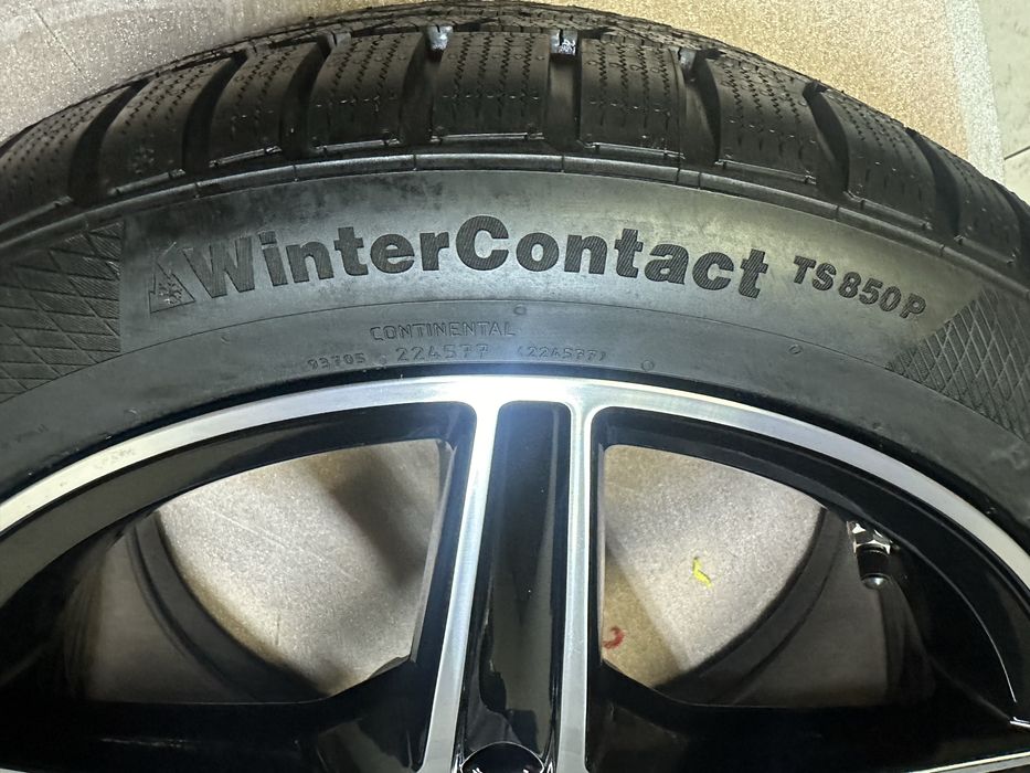 Jante originale Mercedes Amg C classe pe 18 cu anv Iarna !