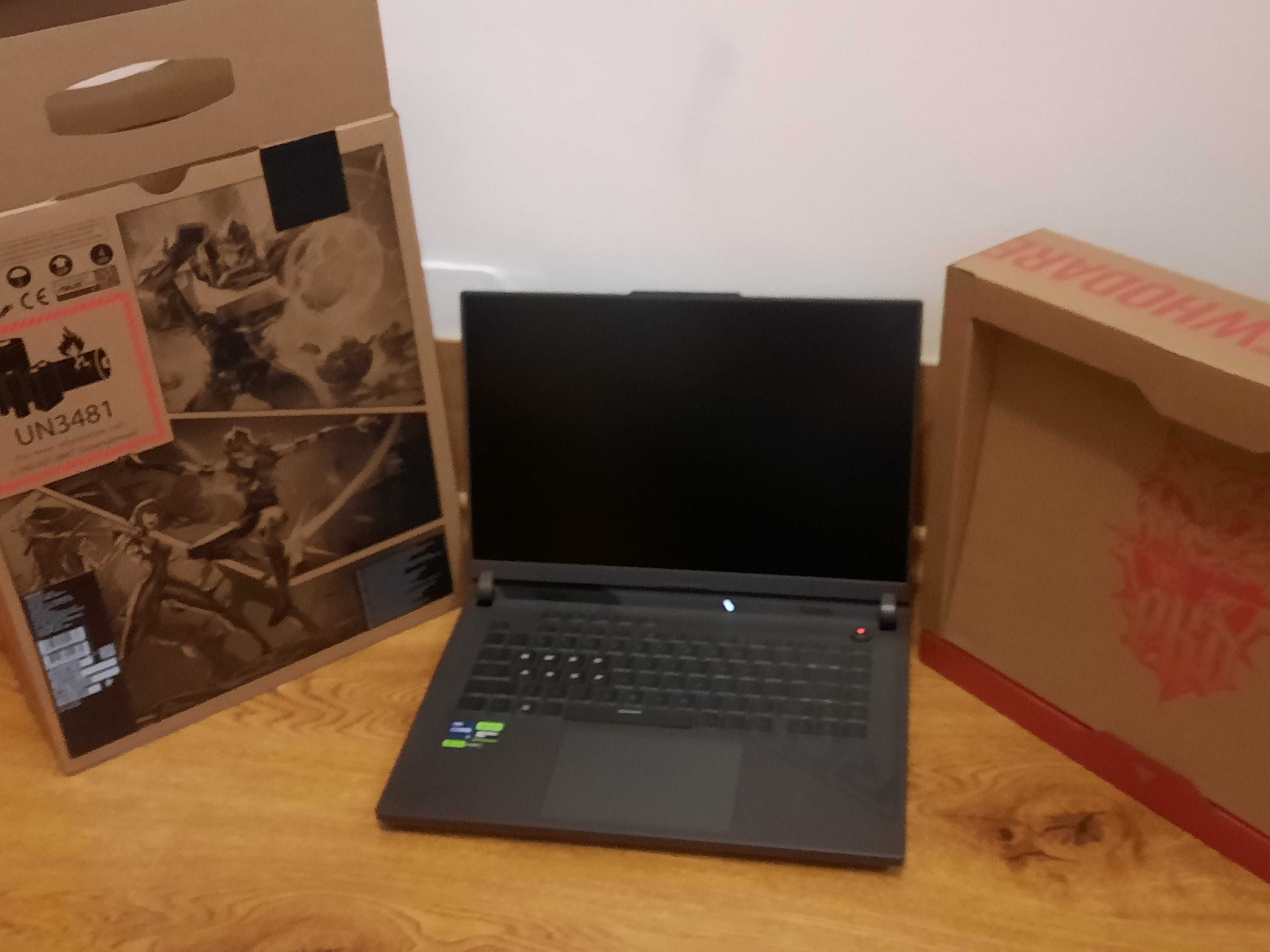 Vand Produsul Laptop ASUS Gaming 16'' ROG Strix G16 detalii privat