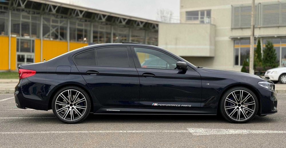 BMW 530d xDrive G30 • Pachet M Sport • Night Vision • Soft Close 2017