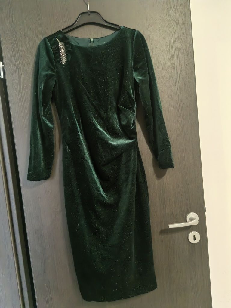 Vand rochie de catifea Viada