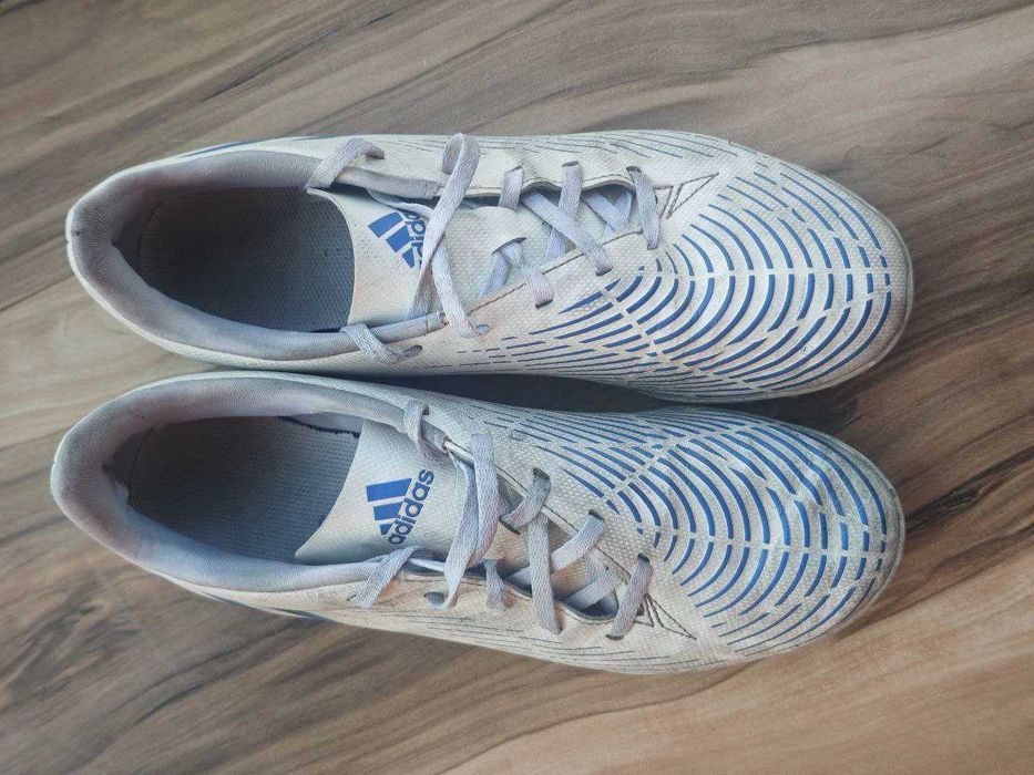 Футбольные бутсы сороконожки adidas predator оригинал