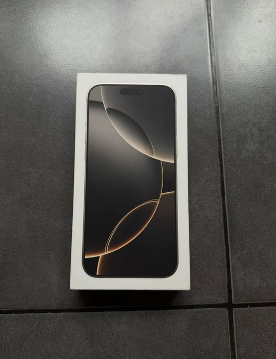 Vând iphone 16 pro max