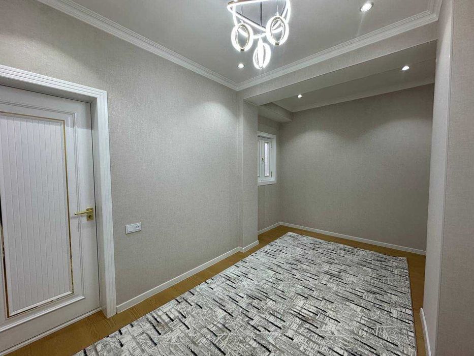 3х комнатная квартира 6 этаже 73кв/м, в Самарканде