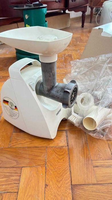 Masina de tocat carne