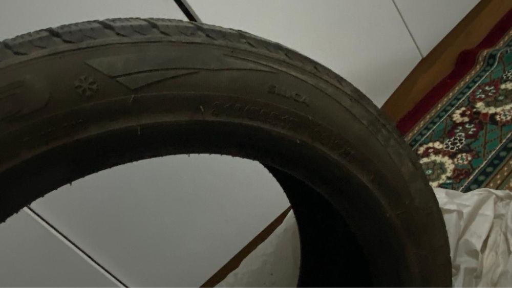 Зимняя резина 215/55/17 комплект