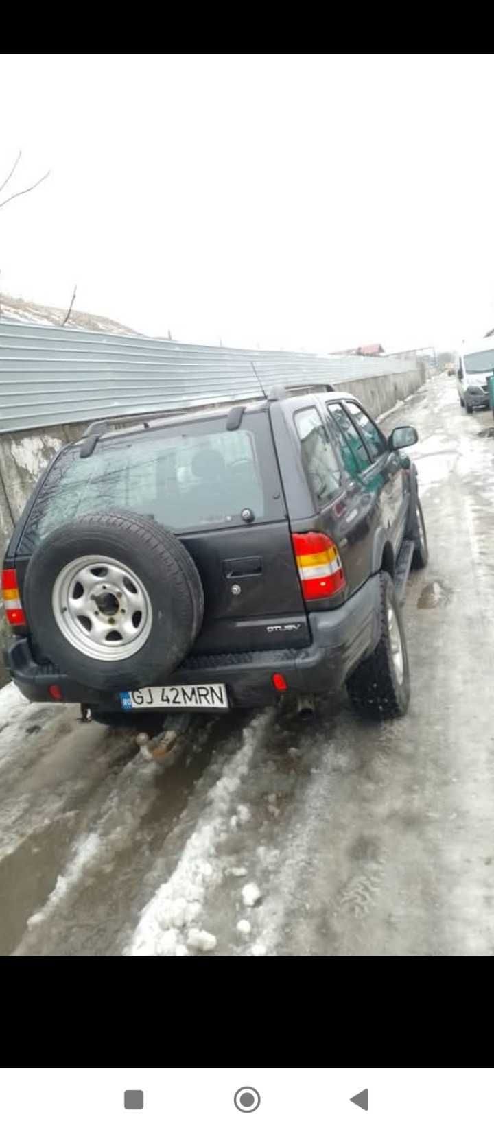 Vând Opel Frontera B
