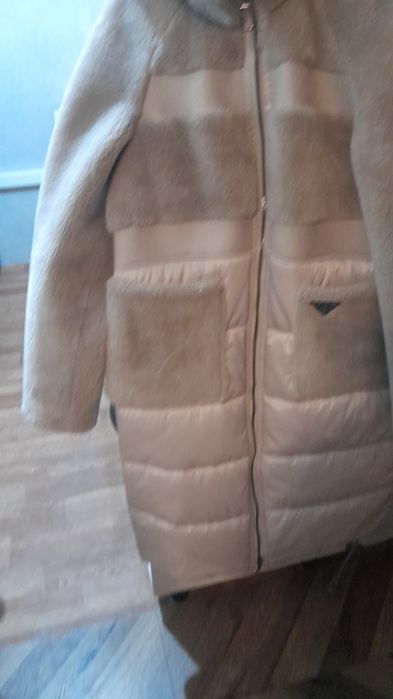 продам зимнюю куртку.почти новая