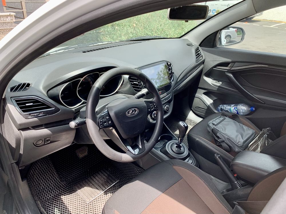 Lada Vesta SW Cross